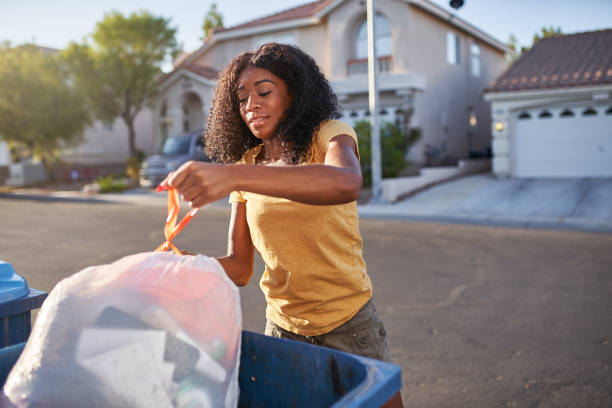 Household Junk Removal in Larkspur, CA